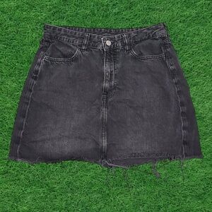 H&M Black Denim Mini Skirt Frayed Hem